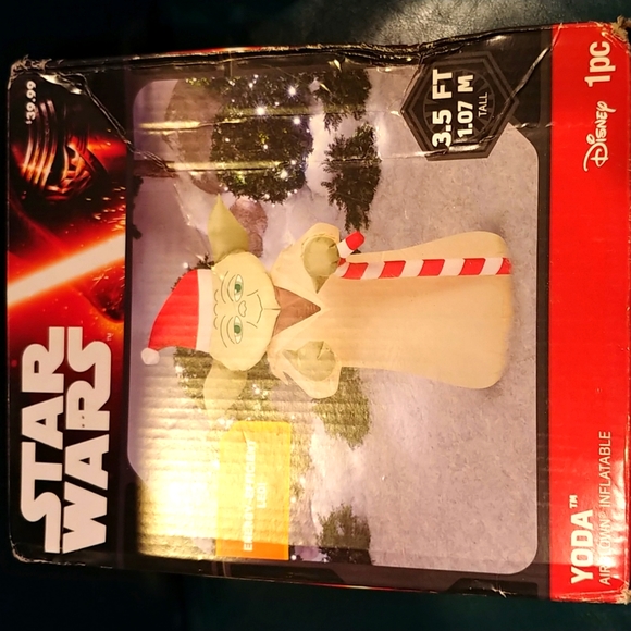 Star Wars Holiday Stars Wars Yoda Christmas Inflatable Stands 35 Ft